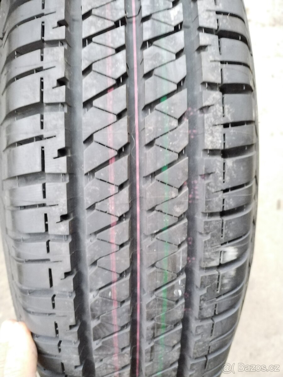 195/80/15 celorocni DUNLOP a BRIDGESTONE 195/80 R15 - 3