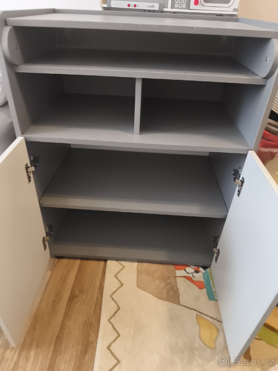 Přebalovací pult - 3