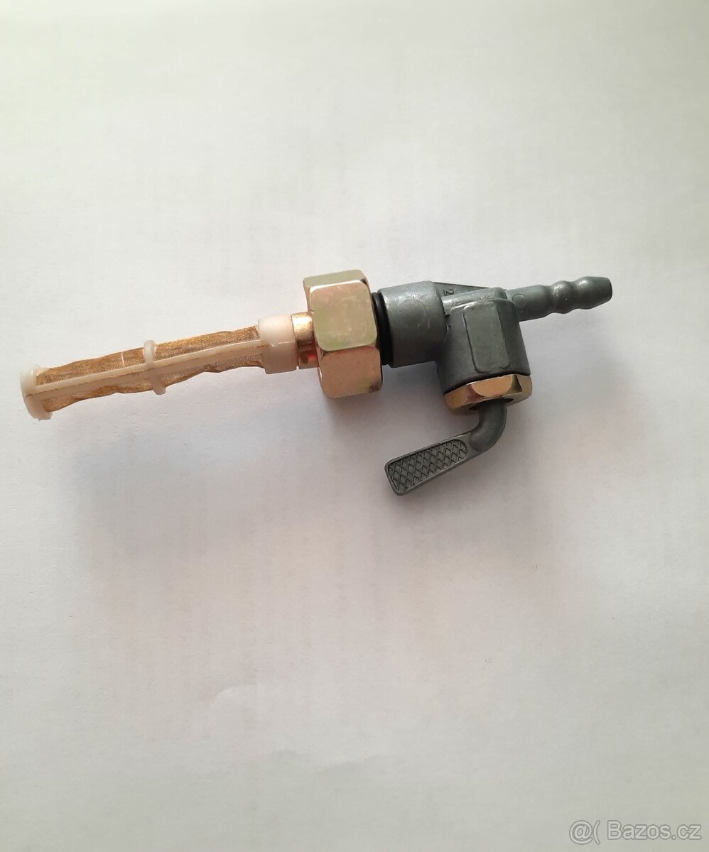 kohout paliva s převlečnou maticí - 3