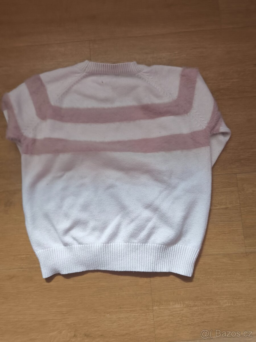 Dívčí svetr - 3