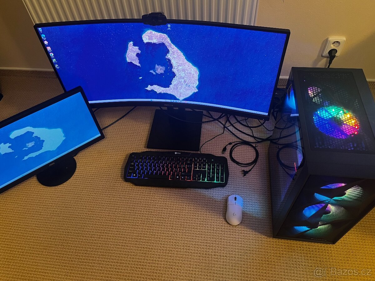 Prodám herní počítač + LCD 34“ a 22“ - 3