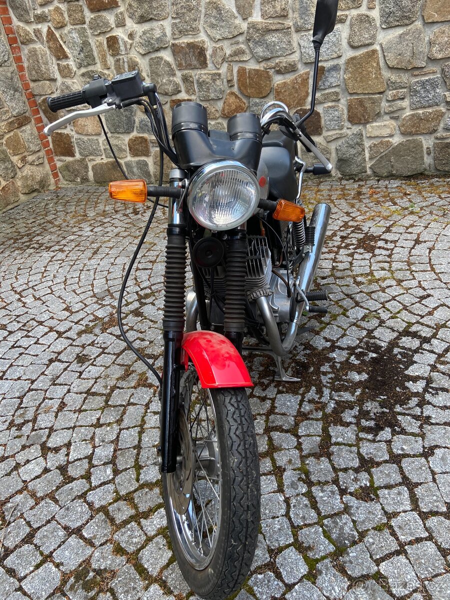 Jawa Chopper - 3