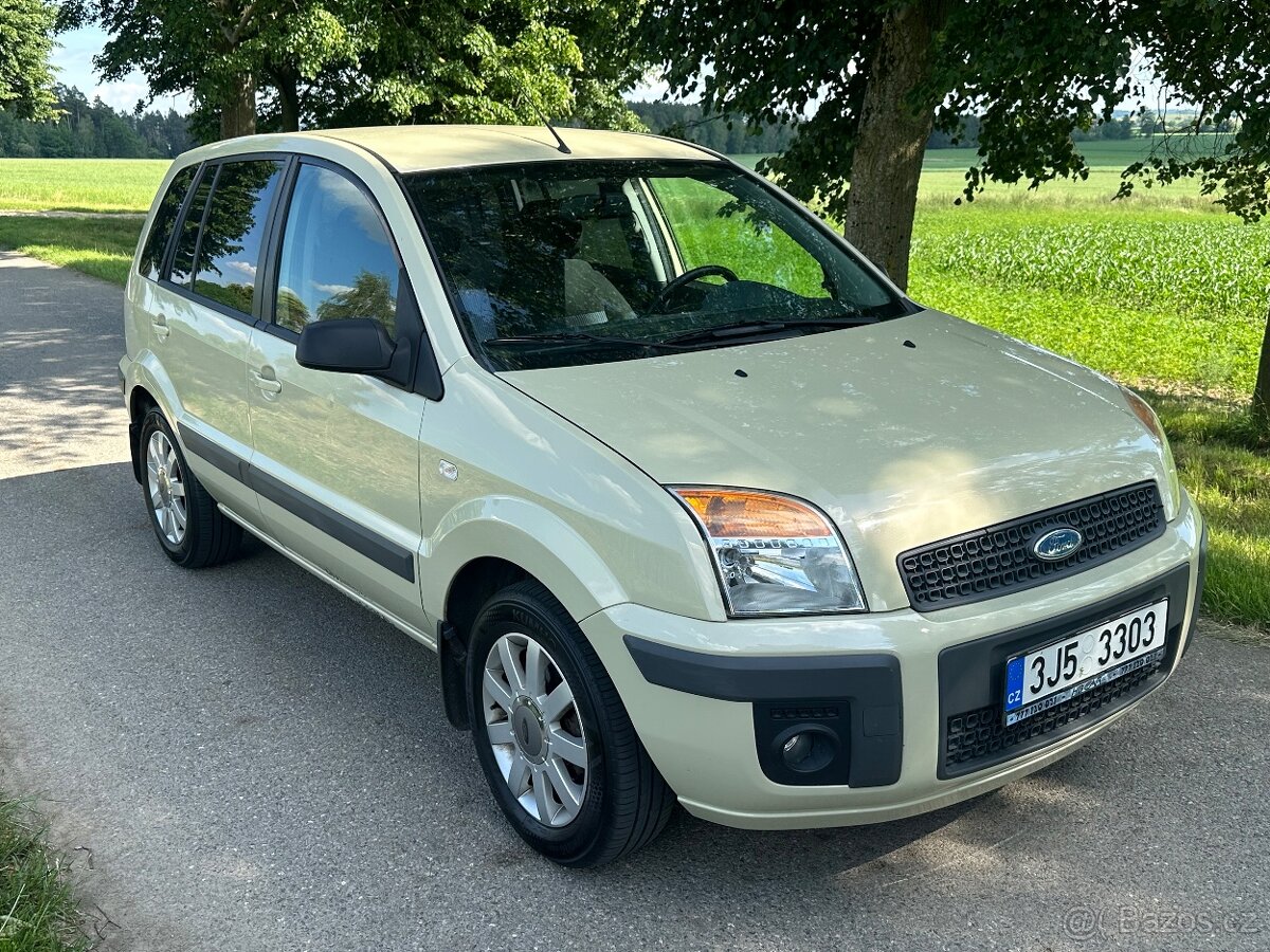 Ford Fusion - 3