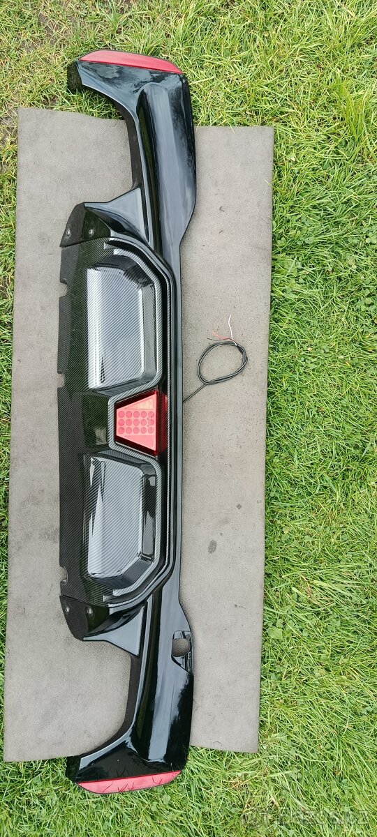 Difuzor M5 CS look - 3