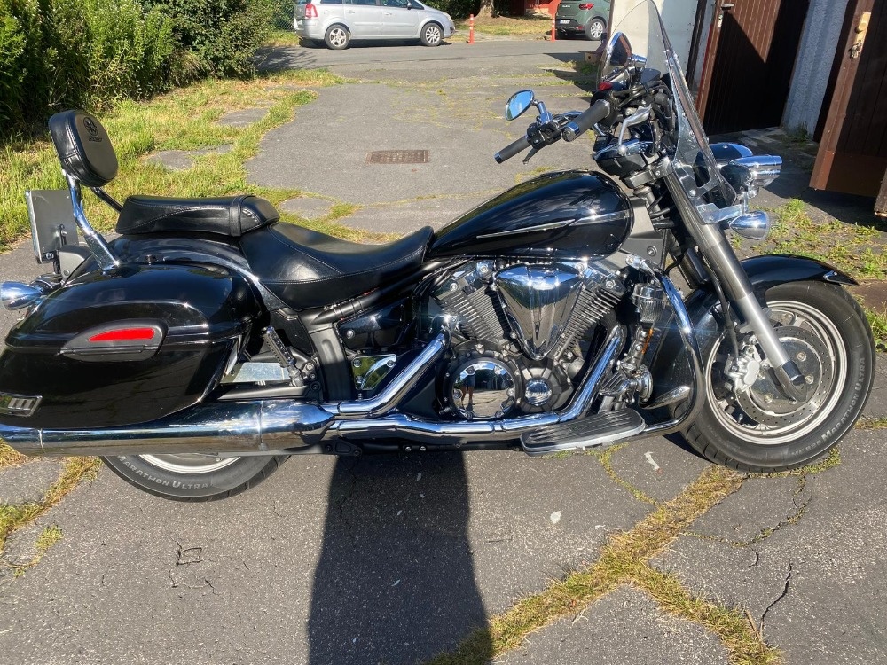 Yamaha XVS 1300 Midnigth Star - 3