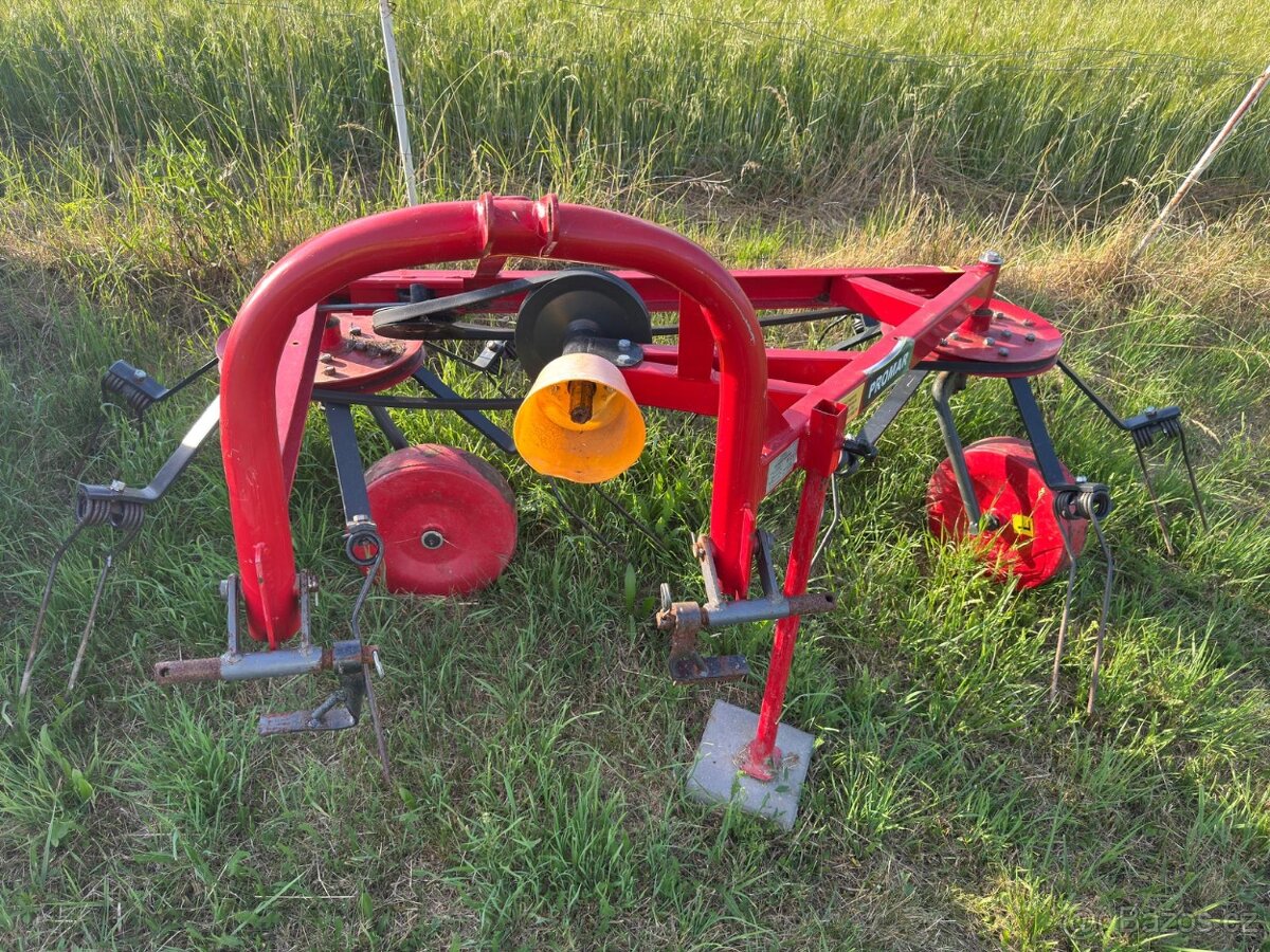 Rotační sekačka a obraceč na seno - 3