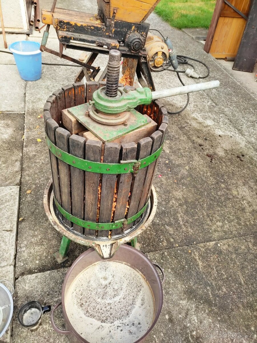 Řezačka na ovoce + lis - 3