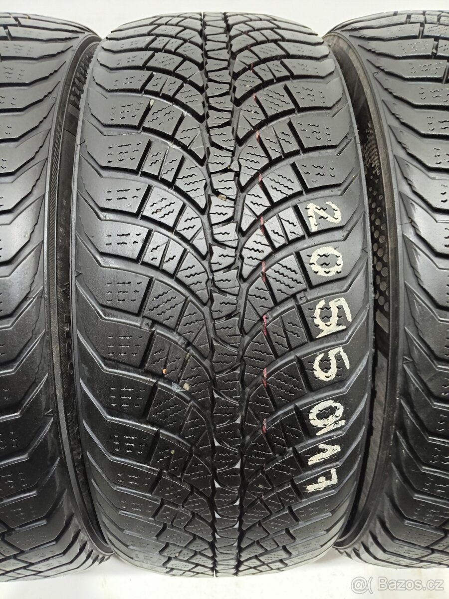 Zimní pneu 205/50/17 Kumho - 3