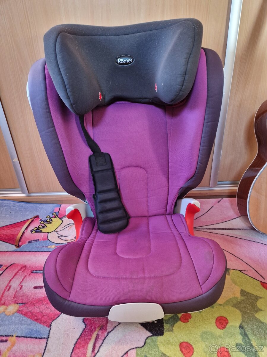 Autosedačky Britax Römer Kidfix XP SICT 15- 36 kg
- 3