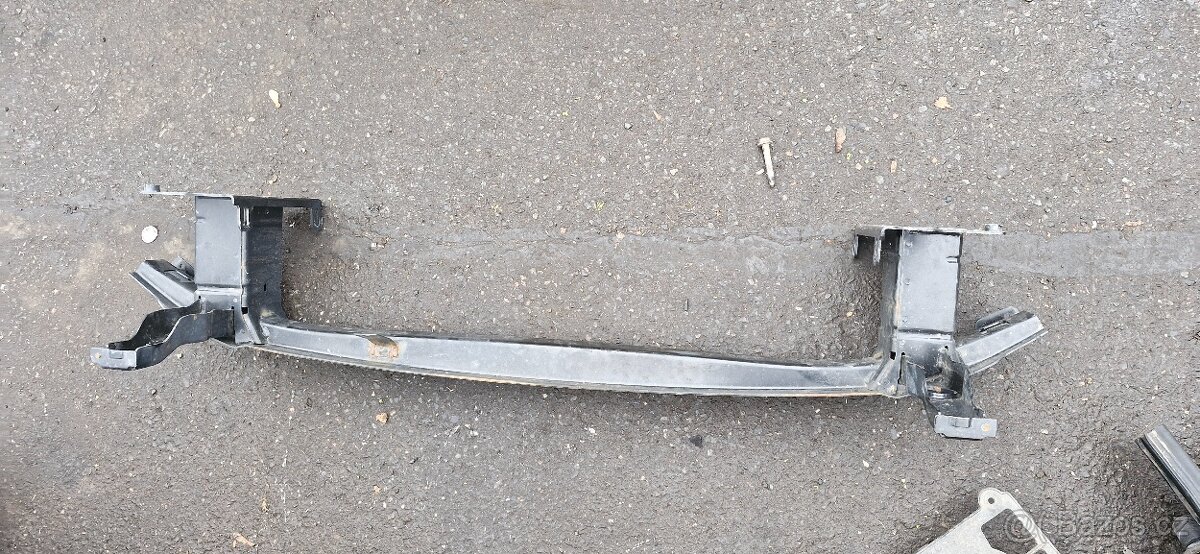 Vyztuha predniho narazniku vw caddy - 3