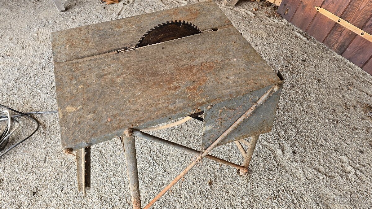 Stolní pila - 3