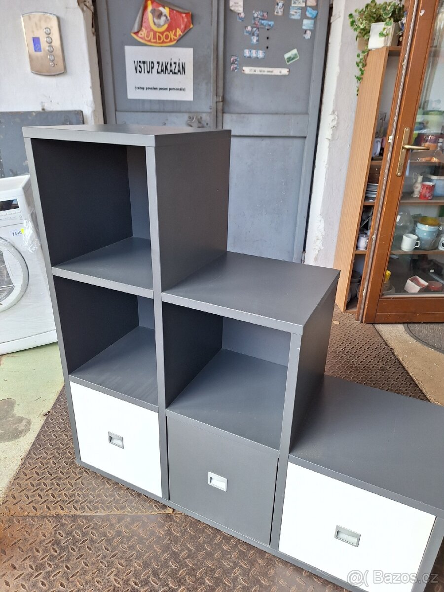 Regál se šuplíky - 3