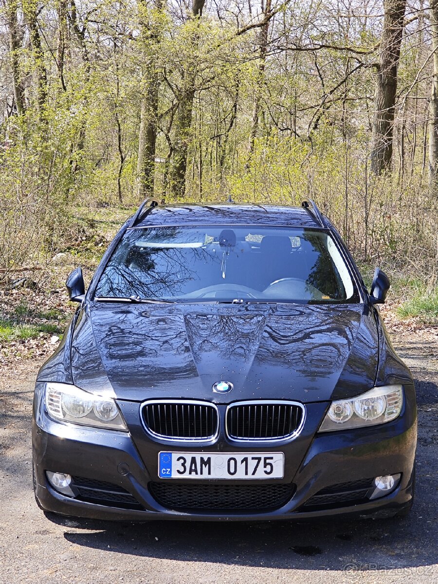 BMW E91 LCI 318d - 3