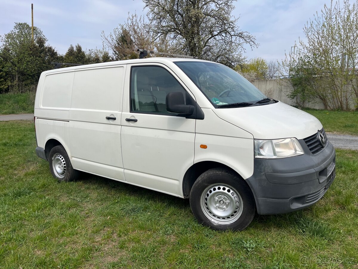Volkswagen Transporter - 3