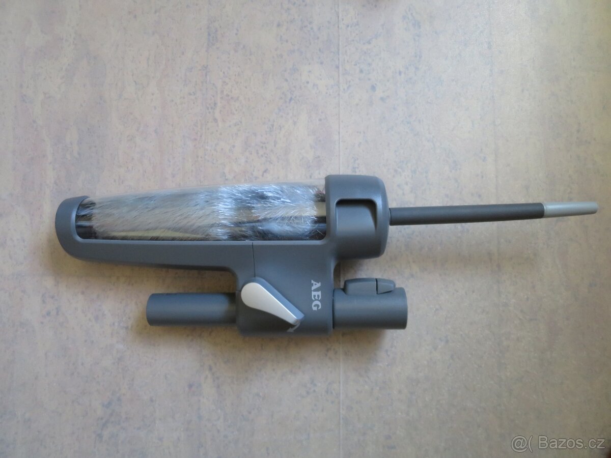 Univerzální prachovka k vysavači - 3