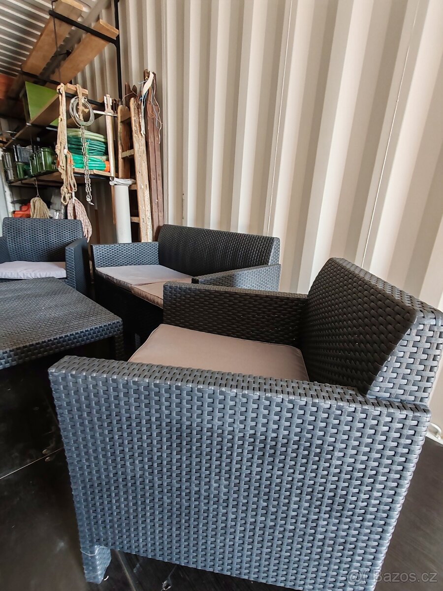 Prodám Zahradní set ratanového nábytku - 3