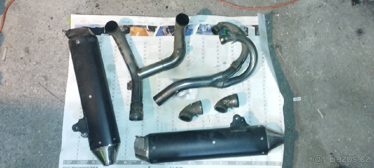 Svody výfuku KTM Duke 640