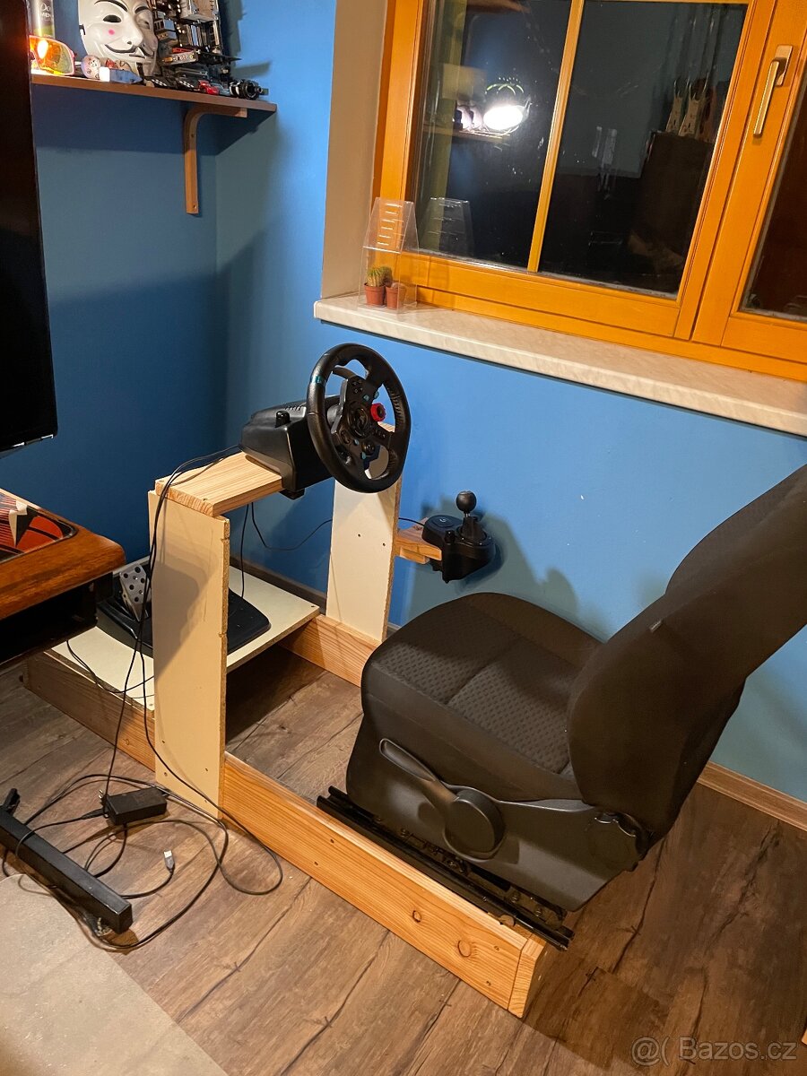 Herni volant a kokpit logitech g29 - 3