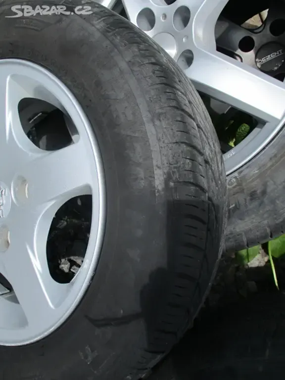 ALU kola PEUGEOT 4x108 5,5x14 s pneu 175/70 R14 - 3