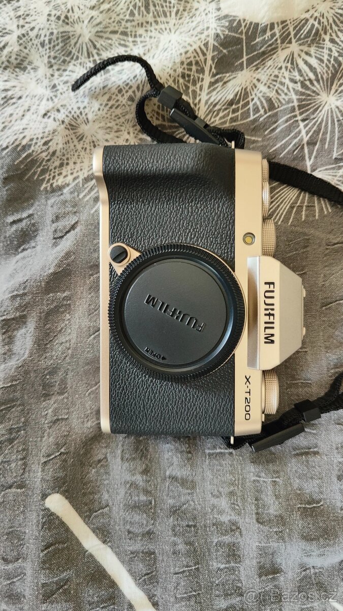 Sada Fujifilm X-T200 - 3