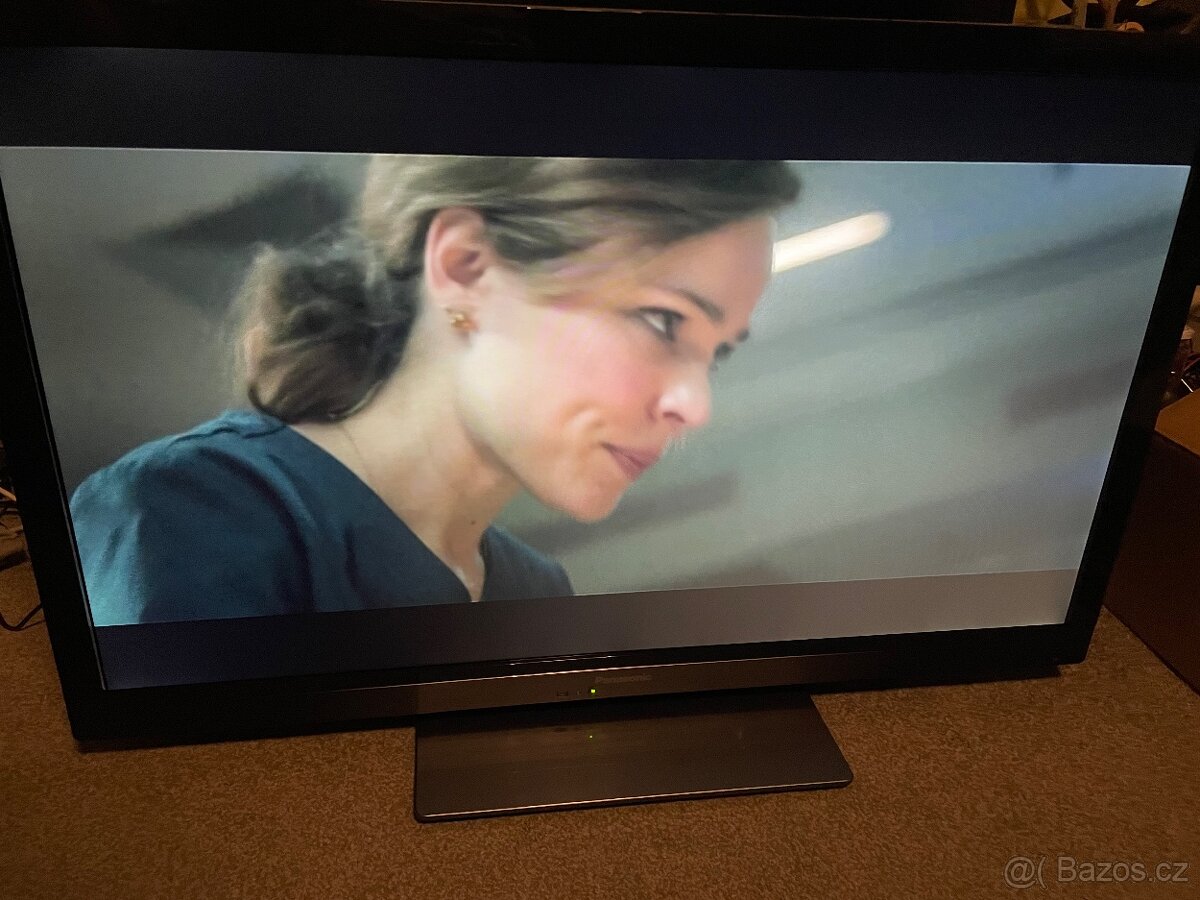 LED TV Panasonic - 3