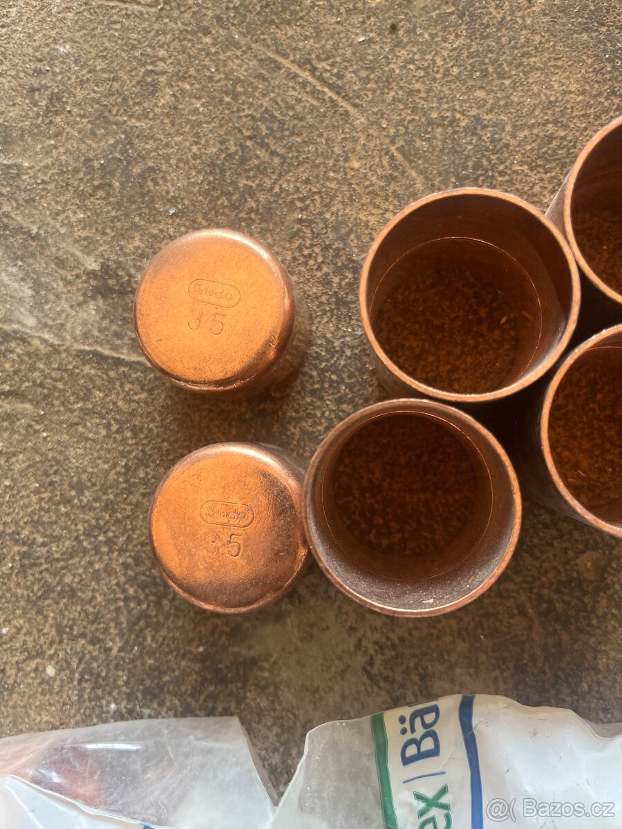 CU pajeci kolena, natrubky a vicka topenarska - 3