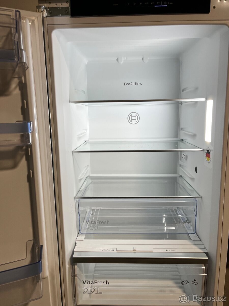 Vestavná lednice BOSCH KIN86VSE0 Serie 4 - 3