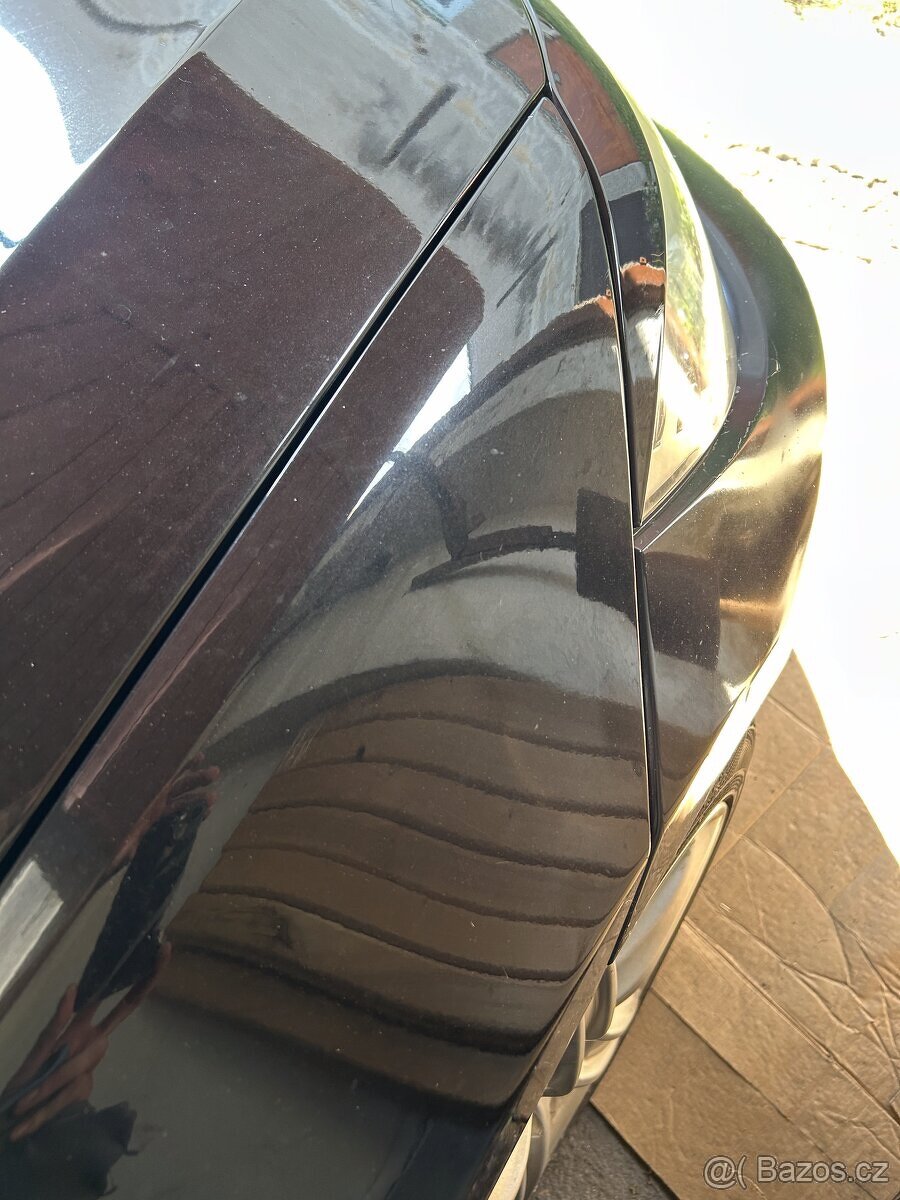 BMW E91 Pravý blatník - 3