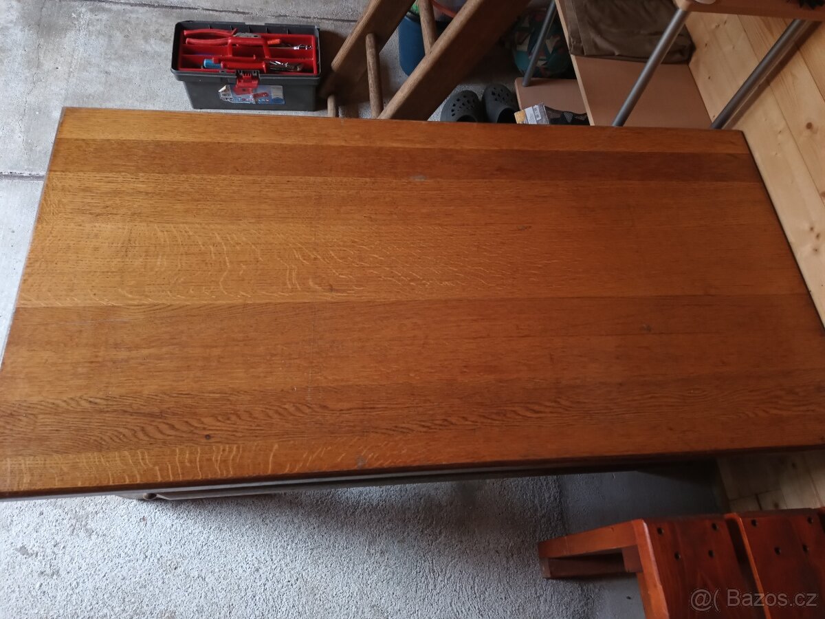 Konferenční stůl - 3