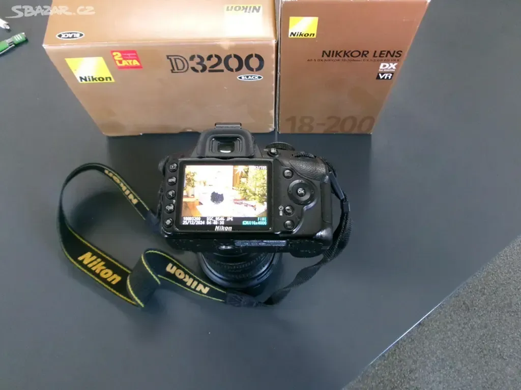 NIKON D3200+NIKKOR 18-200mm f/3,5-5,6G ED VRII DX - 3