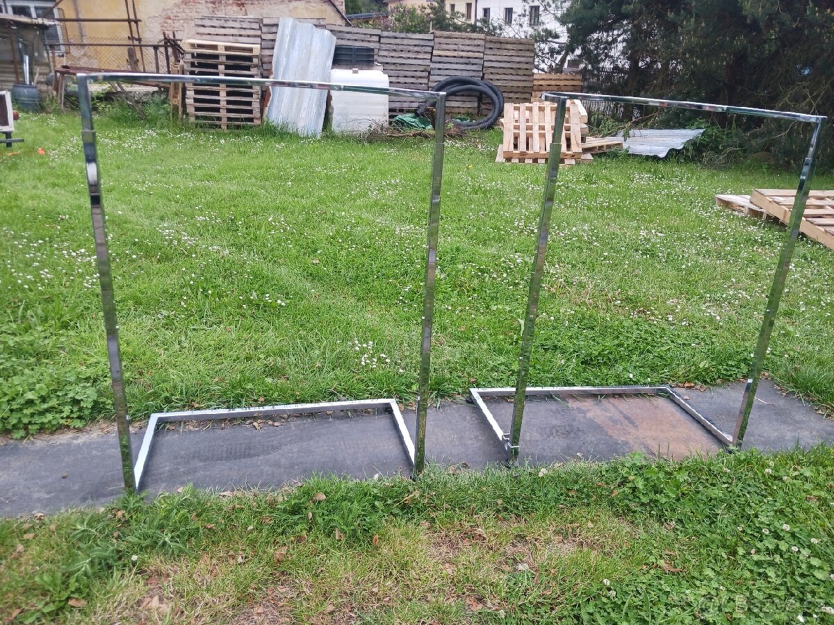 Stojan na oděvy - 3