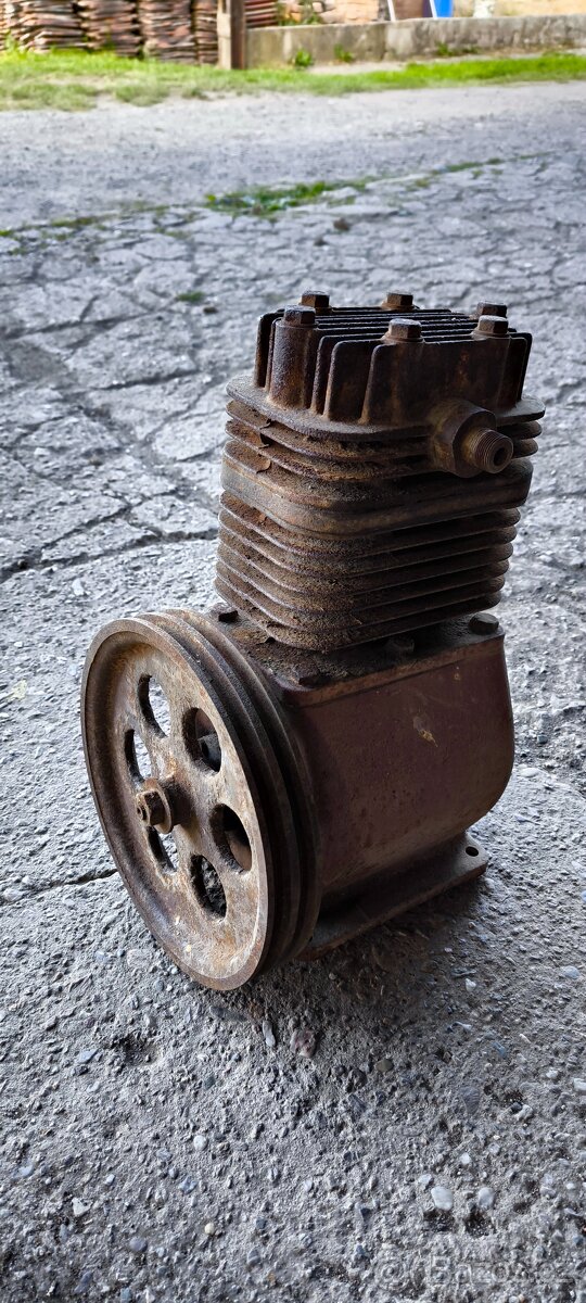 Dvoupístový kompresor - 3