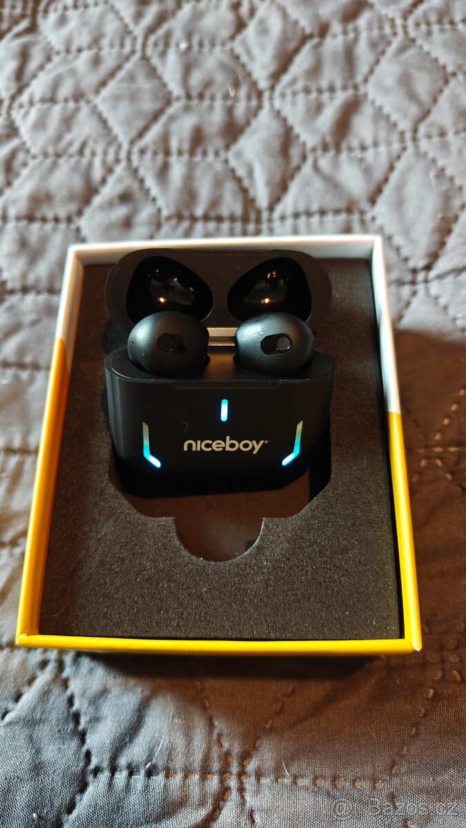 Sluchátka Niceboy Hive Spacepods - 3