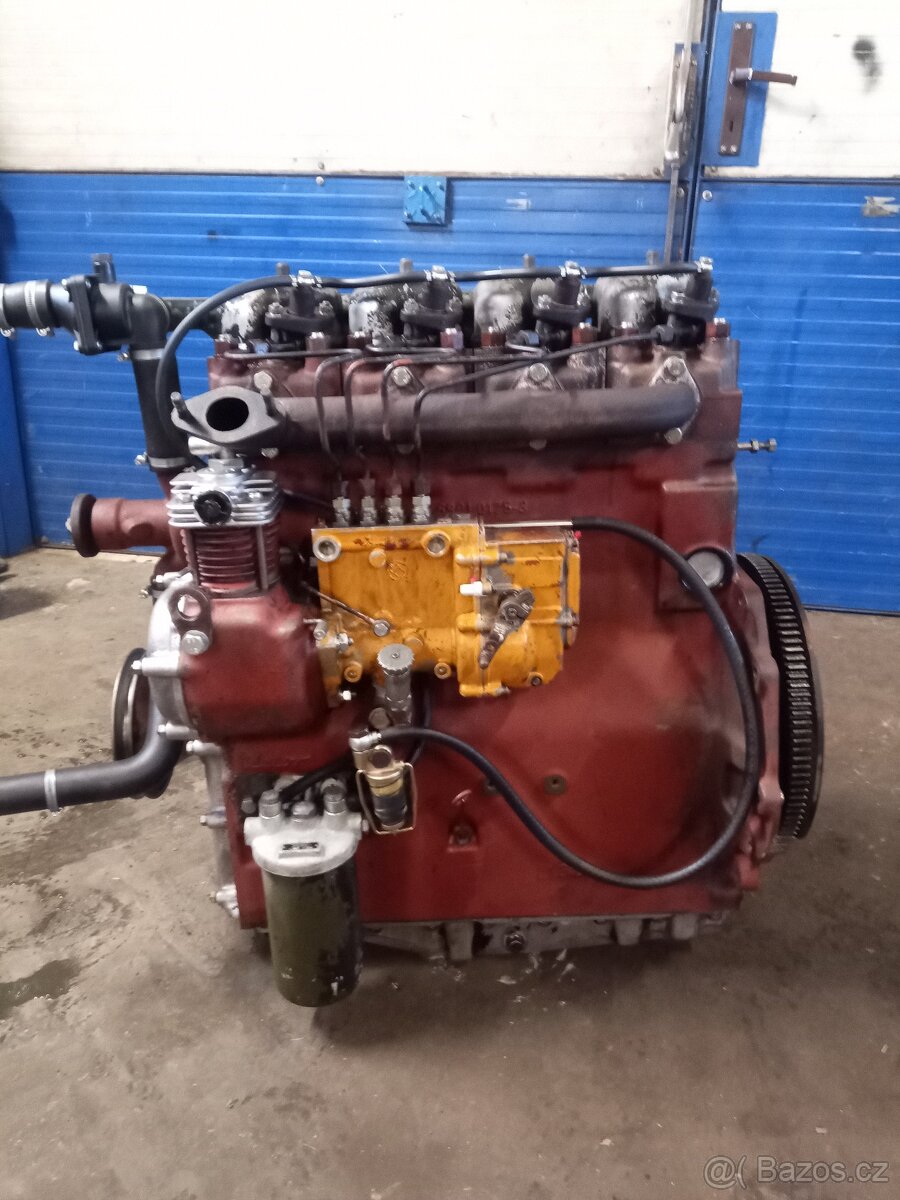 Motor Zetor 7201 po go. - 3