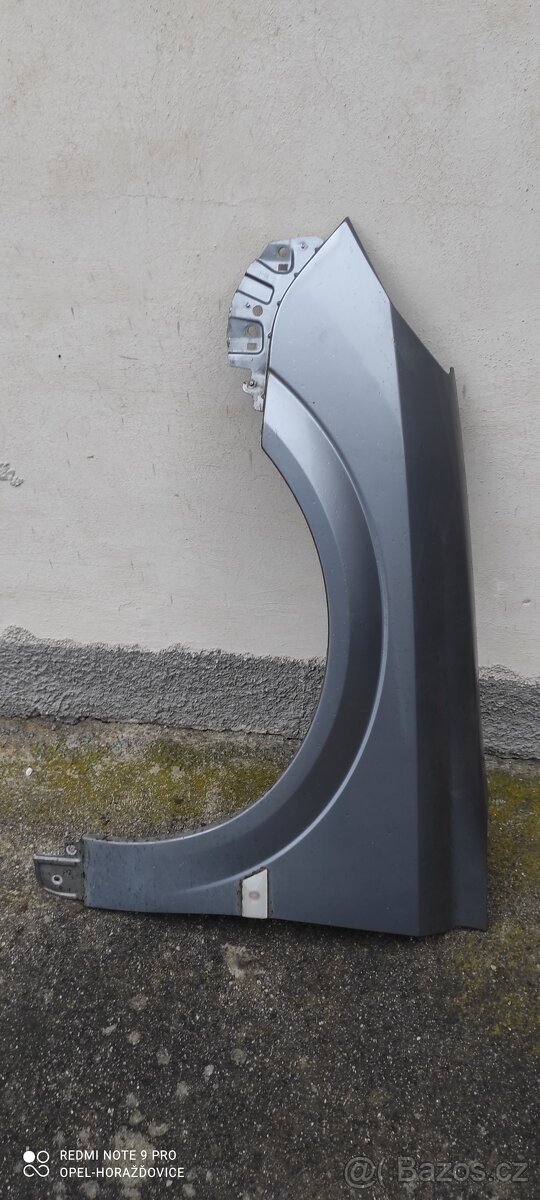 Přední facelift blatníky Vectra C/ Signum - 3