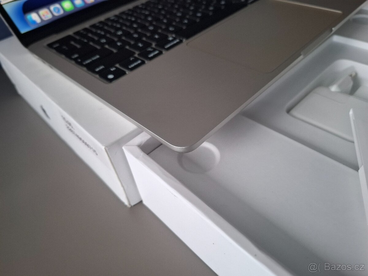 MacBook Air 13" M2 v TOP stavu - 3