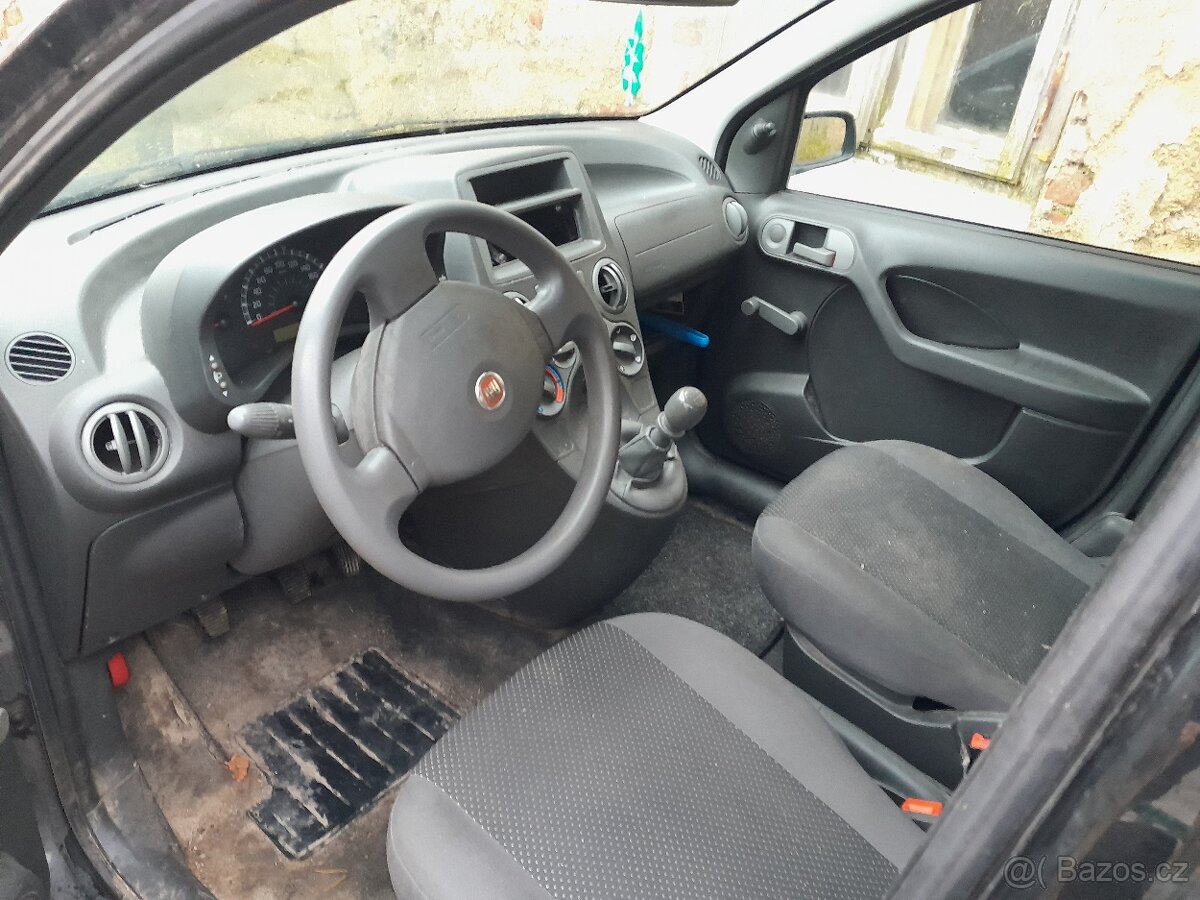 Fiat PANDA 1.1i r.v. 2009 - pouze díly - 3