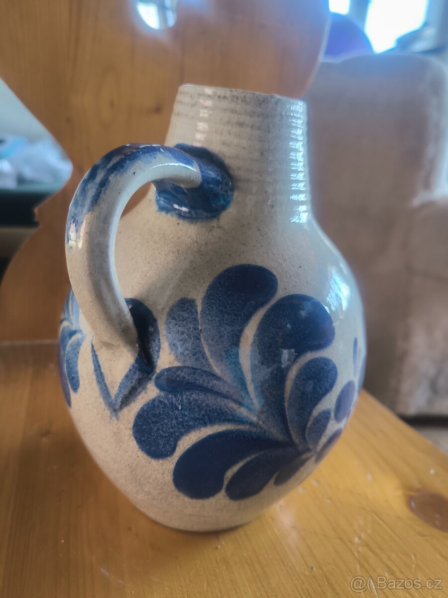 Keramický džbán s modrým dekorem - 3