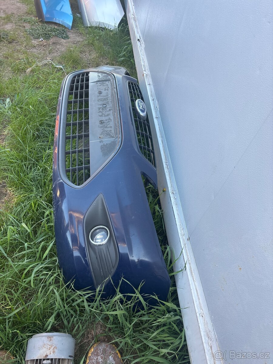Predni naraznik Ford Focus 2009 - 3
