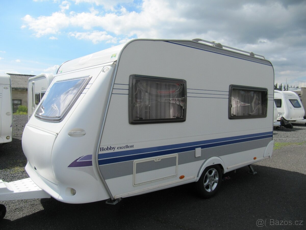 Prodám karavan Hobby 400 sf,model 2008 + mover, klima ,stan - 3