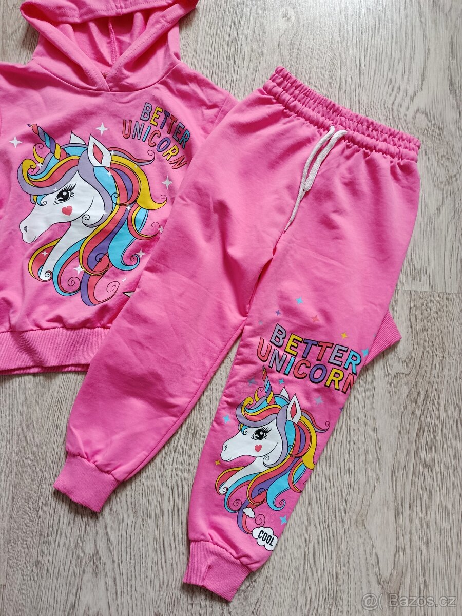 Dívčí nová tepláková souprava 4-5let - 3
