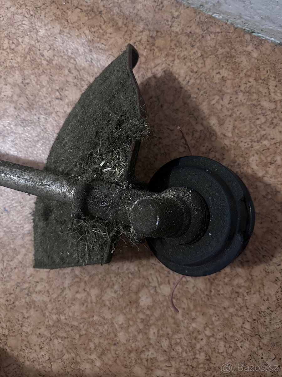 Křovinořez oleo-mac - 3