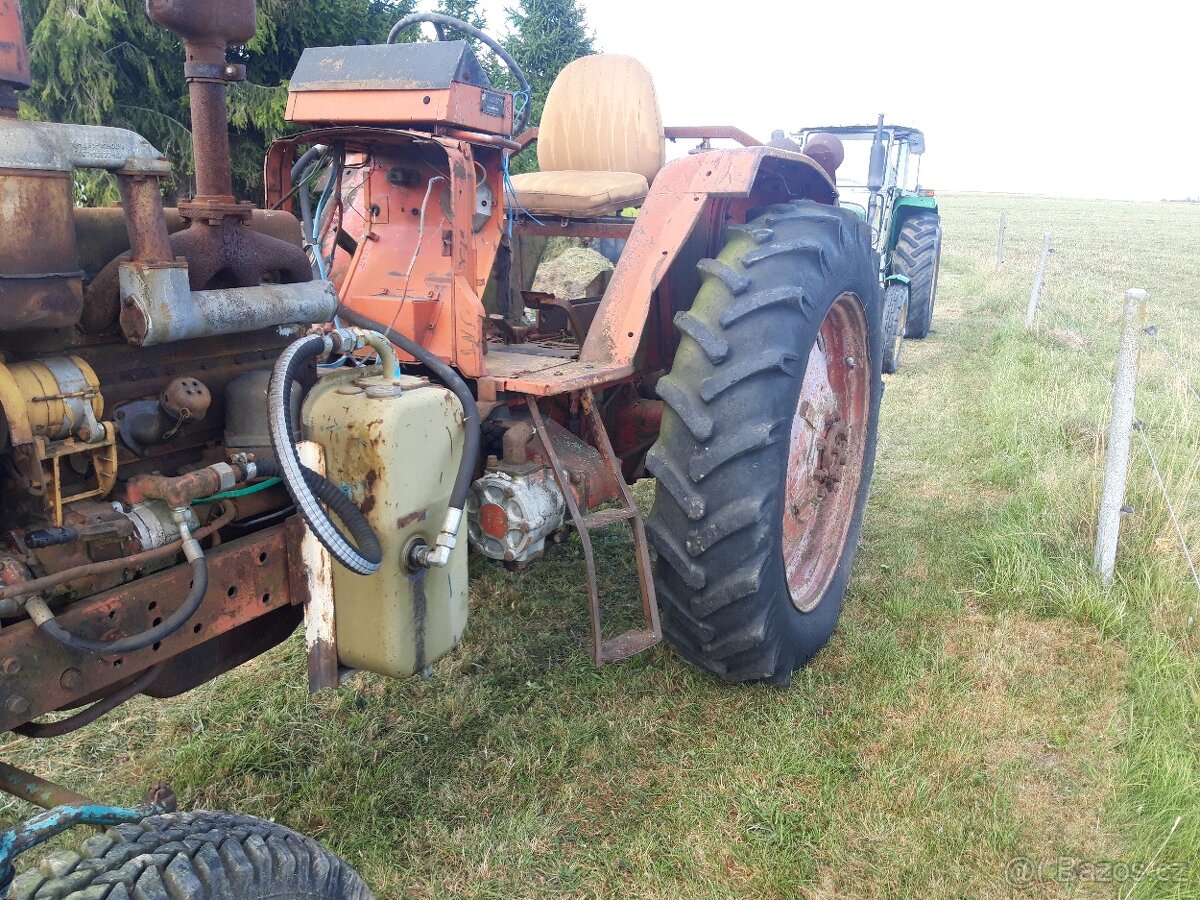 Traktor Bělorus - 3