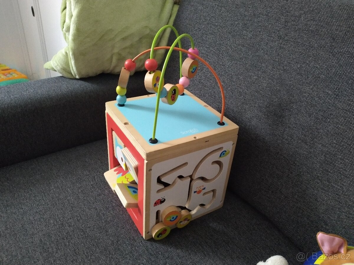 SCRATCH Dřevěná kostka s aktivitami - 3