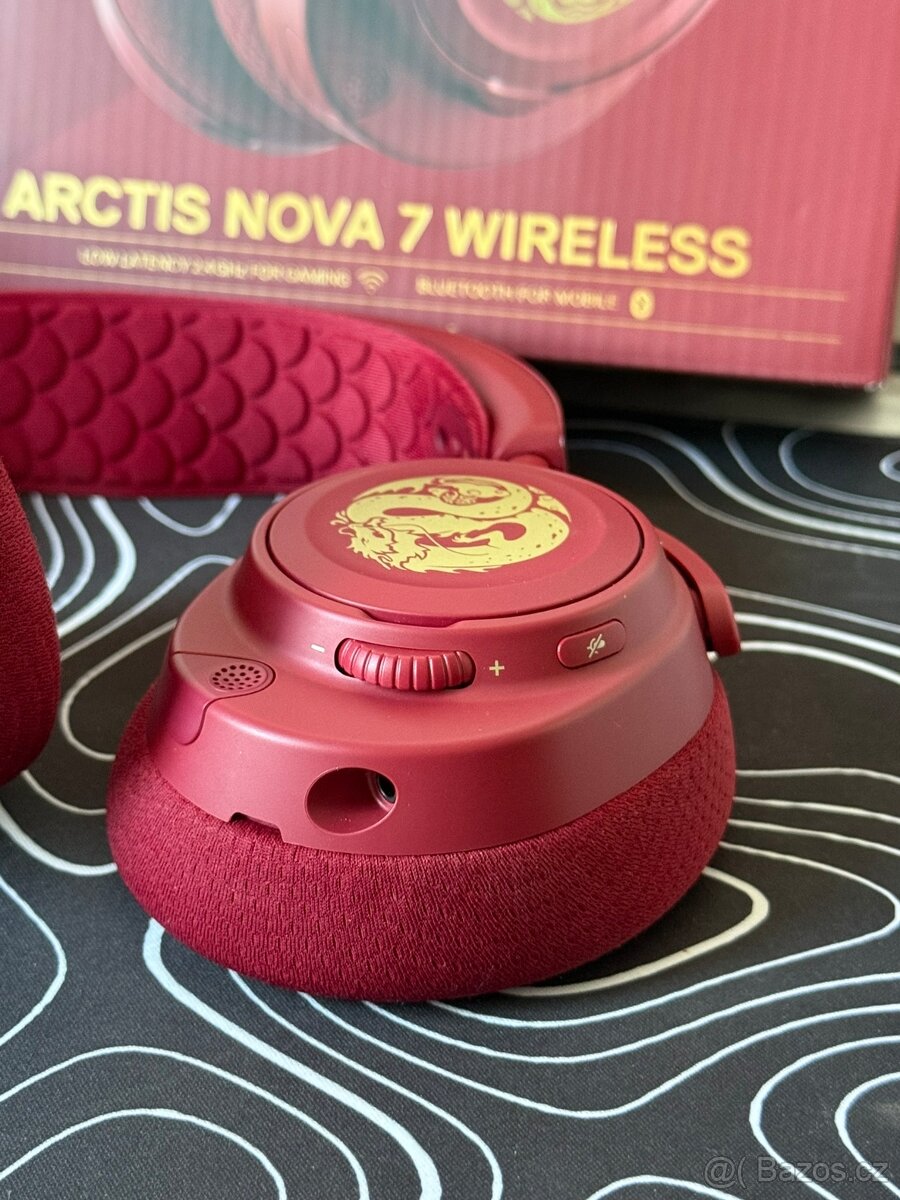 Sluchátka SteelSeries Arctis Nova 7 - Dragon Edition - 3
