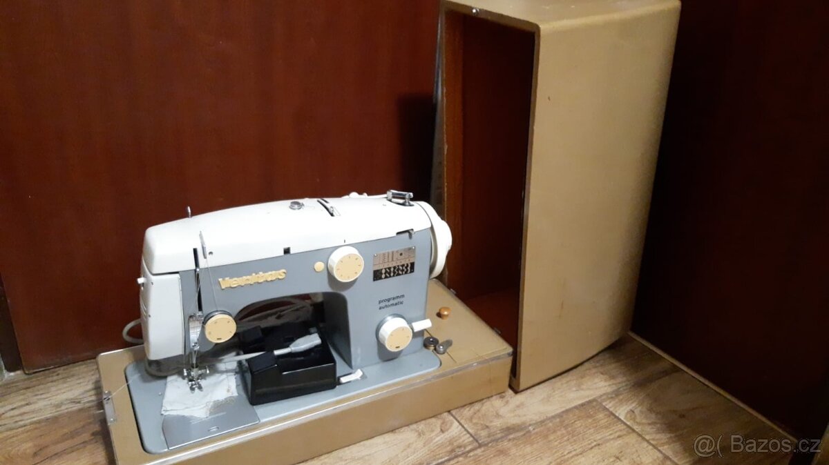 Kufříkový šicí stroj Veritas - 3