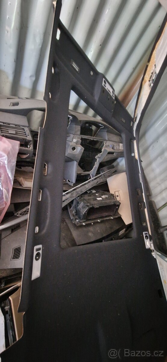 černý strop e61 - 3