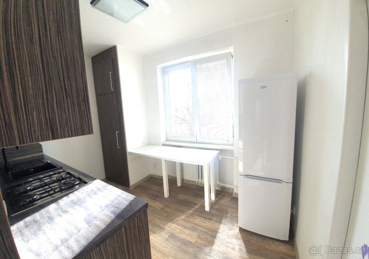 Pronájem bytu 2+1 s lodžií v os.vlastnictví v Karviné - 3