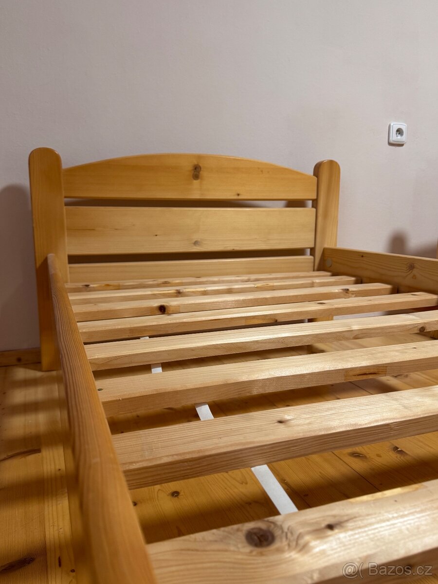 Dřevěná postel - 3