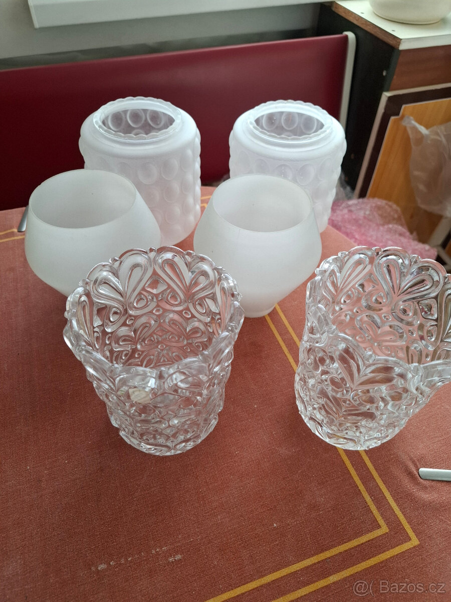 Prodám stolní lampičky,stínidla,nový lustr - 3